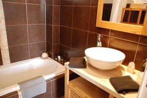 Unclassified image, 5 of 28, button - Hotel l'Orangeraie (Le Lavandou)