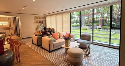 Cozy 1-bedroom apartment in fabulous Bang Chak area with AC