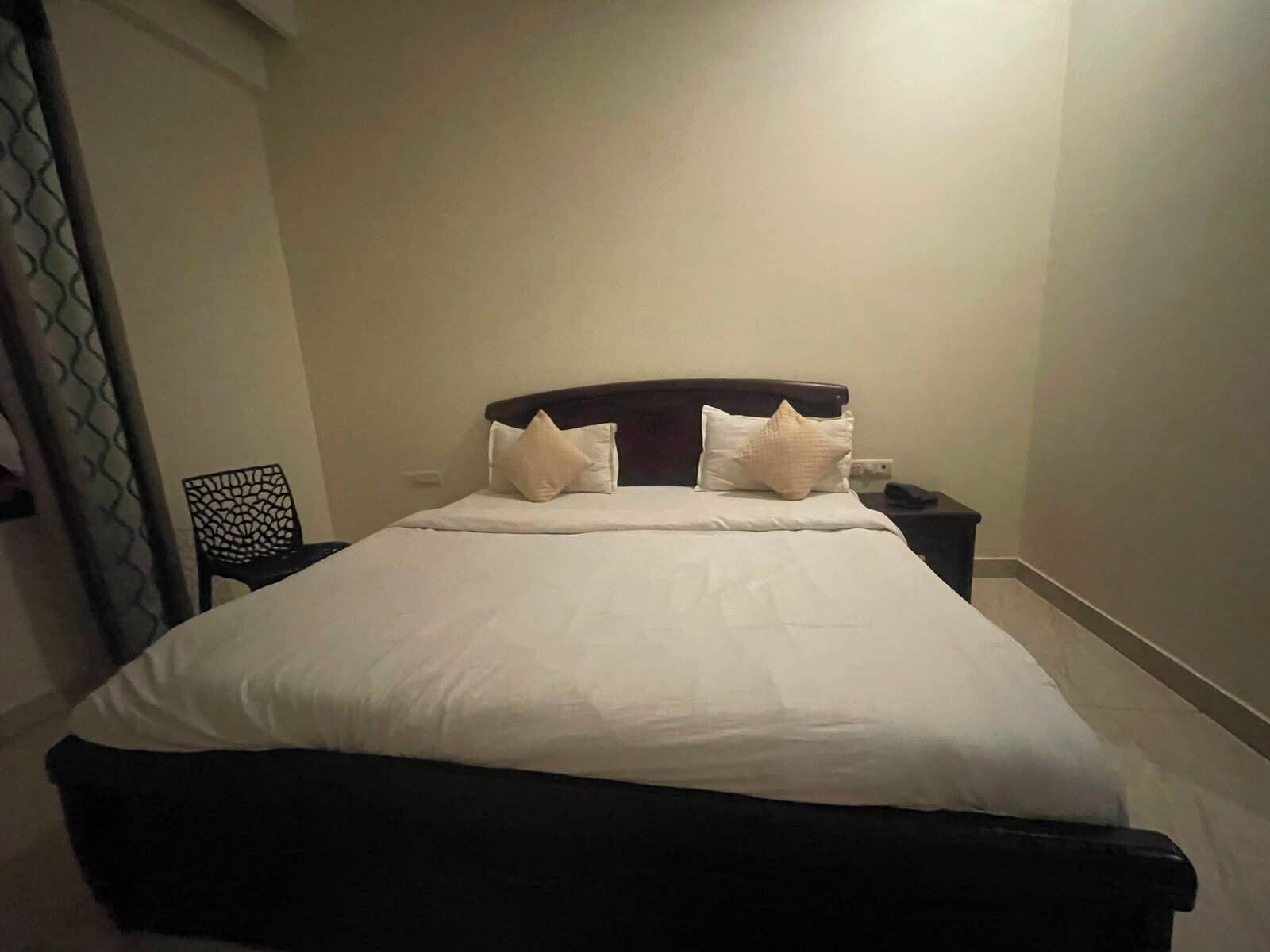 Deluxe Double Room, Balcony | Desk, laptop workspace, WiFi (free)