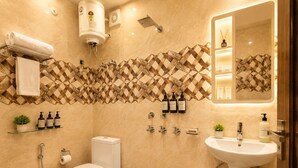 Phòng đôi Deluxe, ban công | Phòng tắm