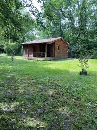 Chalet "Les Iris," nestled in the heart of the Landes countryside, Casteljaloux
