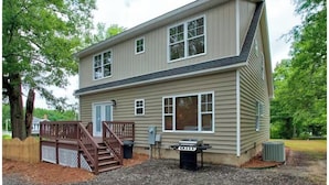 Exterior - 3-bedroom house in amazing Camden with cool AC and charm (Camden)