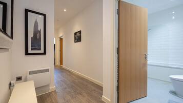 Shower, jetted tub, hair dryer, bidet