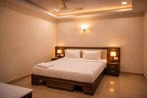 Deluxe Double Room | WiFi (free) - Accore Inn By Glitz Hotels (Mumbai)