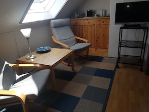 Unclassified image, 3 of 14, button - Two-story vacation rental with 3 bedrooms, 2 bathrooms, and a balcony (Cuxhaven)