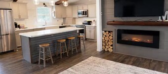 Charming 7-bedroom house! Room for everyone!