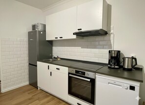 Private kitchen - Vrbo Property (Krefeld)
