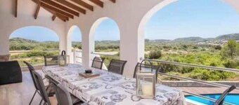 Exclusive villa in Salbufera with a pool, Menorca