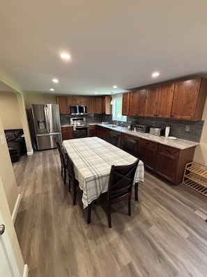 Private kitchen - Beautiful new home with large yard centrally located in Conway (Conway)