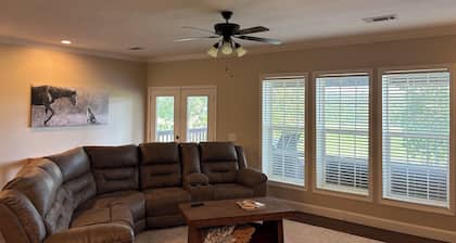 Unique 3-bedroom farmhouse with AC in Shell Knob on 40 acres with stocked pond.