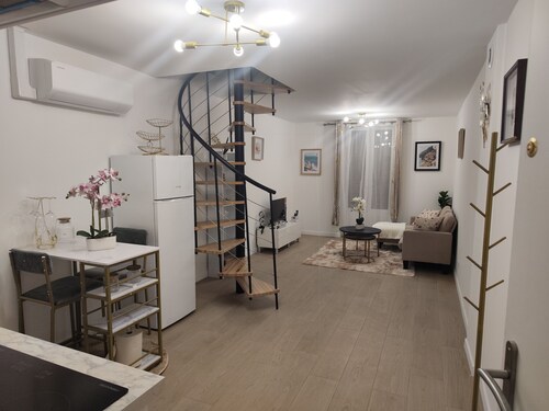 LaBulle – Chaleureux duplex climatisé près Paris