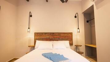 Superior Double Room | In-room safe, WiFi (free)