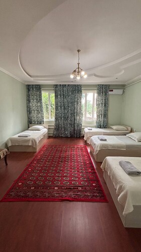 Yurta Guest House - Airport 
