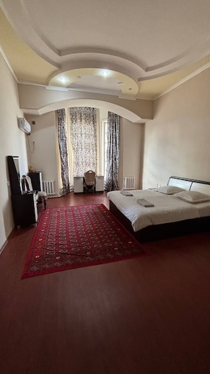 Habitación doble, baño privado | Wifi gratis 
