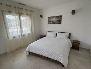 4 chambres, accès au Wi-Fi (inclus), literie fournie