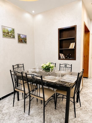 Dining - Nejma House with a balcony—5 minutes from the beach. (Tangier)