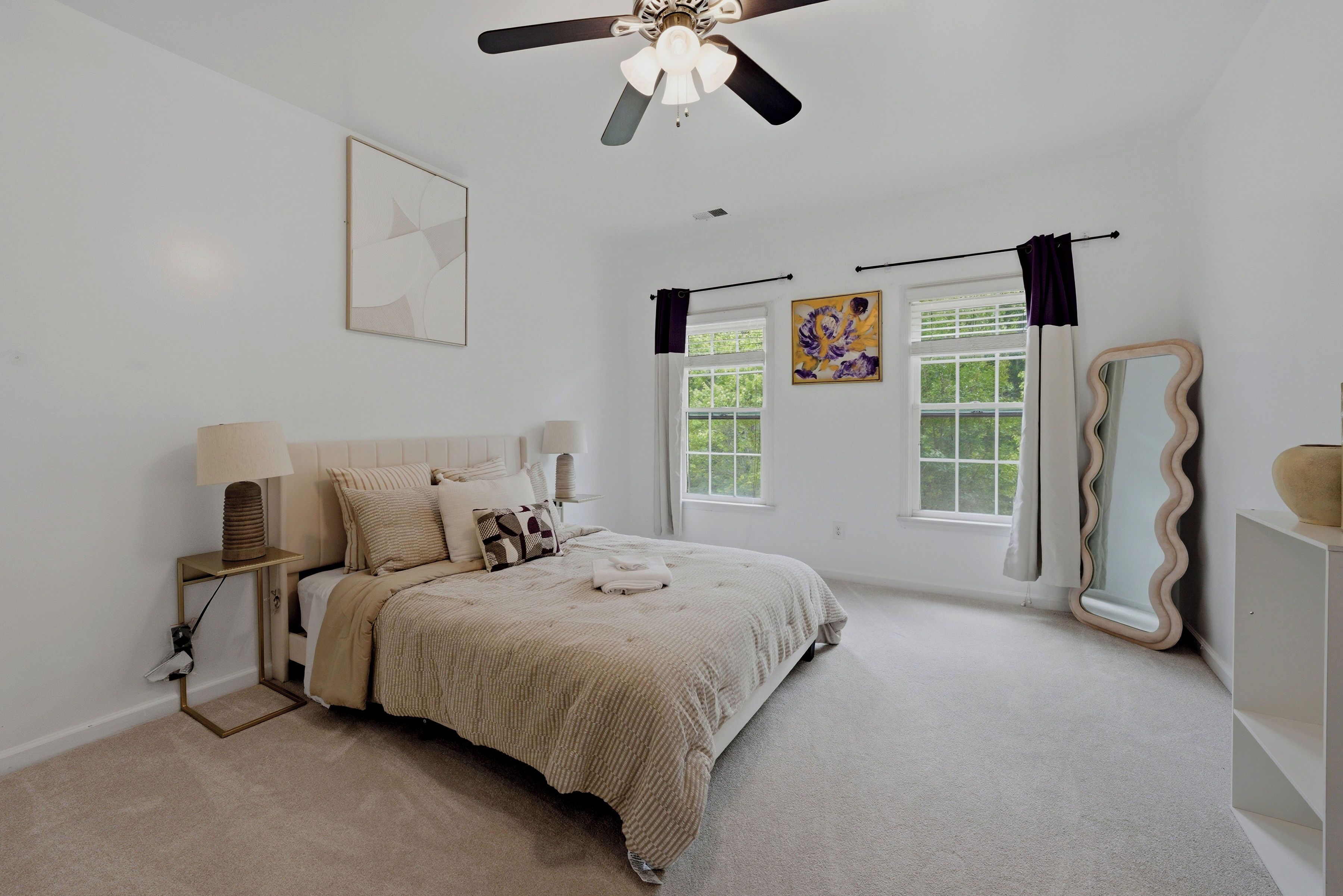 4 bedrooms, WiFi, bed sheets