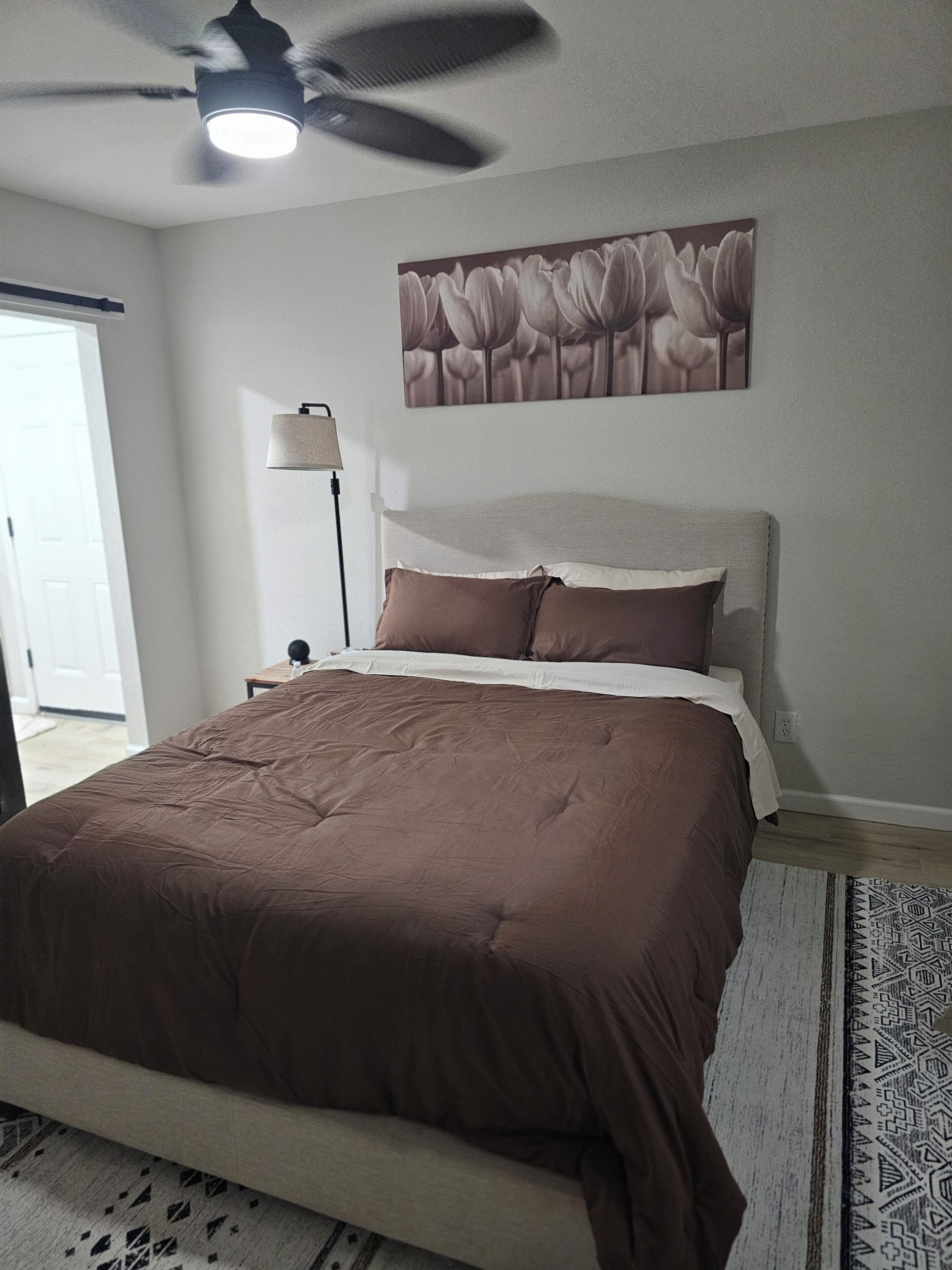 1 chambre, fer et planche à repasser, Wi-Fi, draps fournis