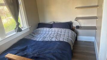2 bedrooms, in-room safe, desk, free WiFi