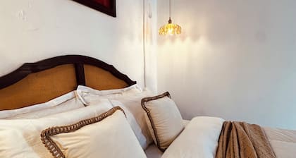 Dos Almas Casa Boutique, a majestic colonial home in the Guadalupe neighborhood