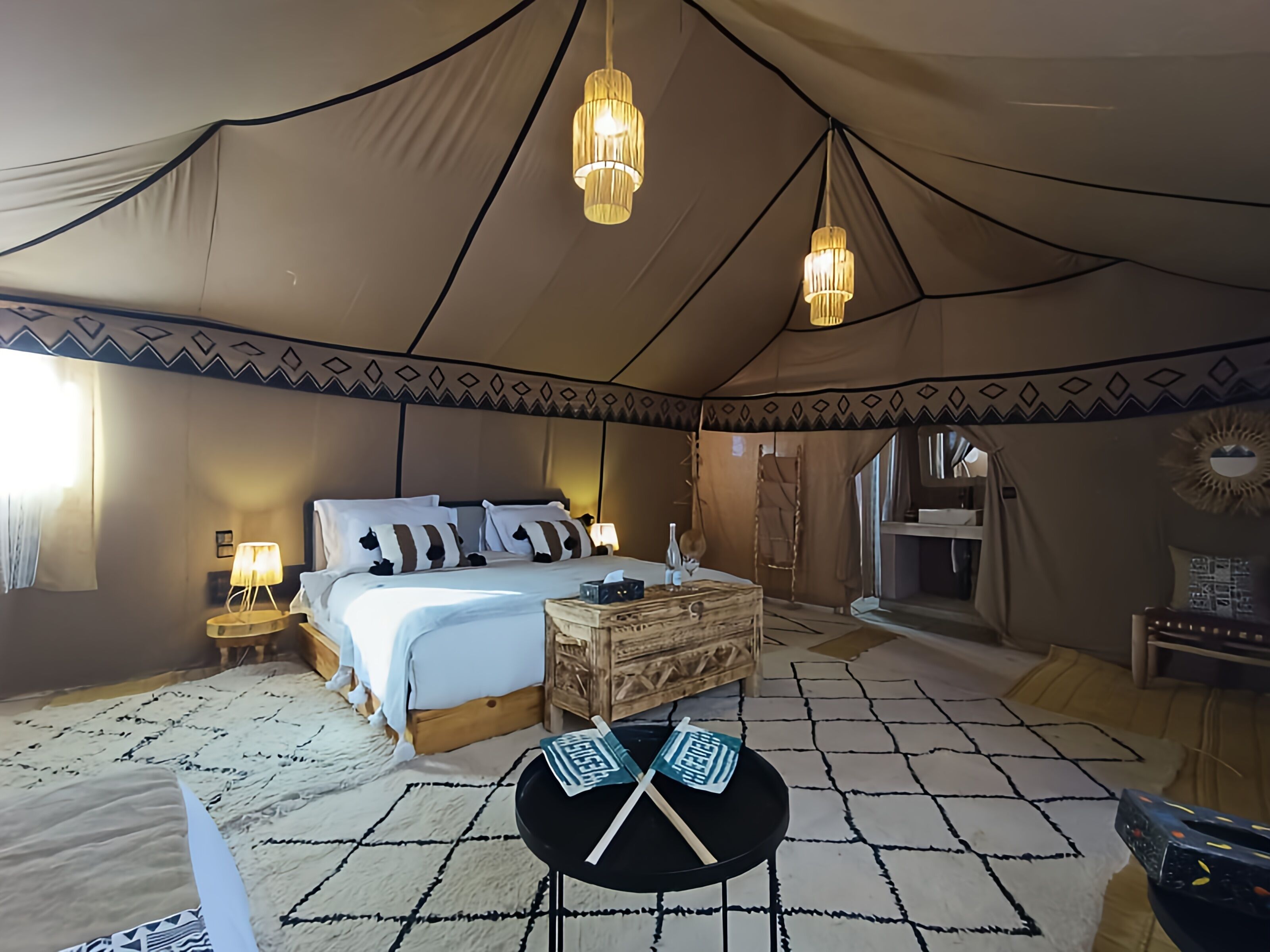 Deluxe Tent, Desert View | WiFi (free)
