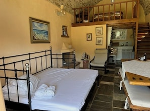 Iron/ironing board, WiFi, bed sheets - Traditional Stone built Cottage at Monemvasia in a peaceful traditional village. (Monemvasia)