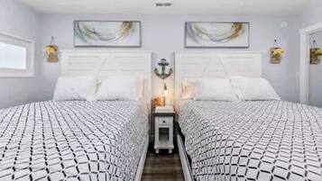 1 bedroom, WiFi (free), bed sheets