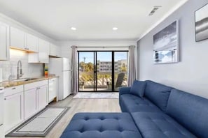 Living area - Garden City Beach Condo  Steps to Beach Pool + Private Balcony (Murrells Inlet)