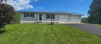 Your Rockton Retreat in the Heart of Kickapoo Valley between Ontario and LaFarge