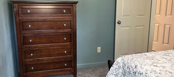 Cozy 2-bedroom Home in serene Gloster with cool AC and privacy