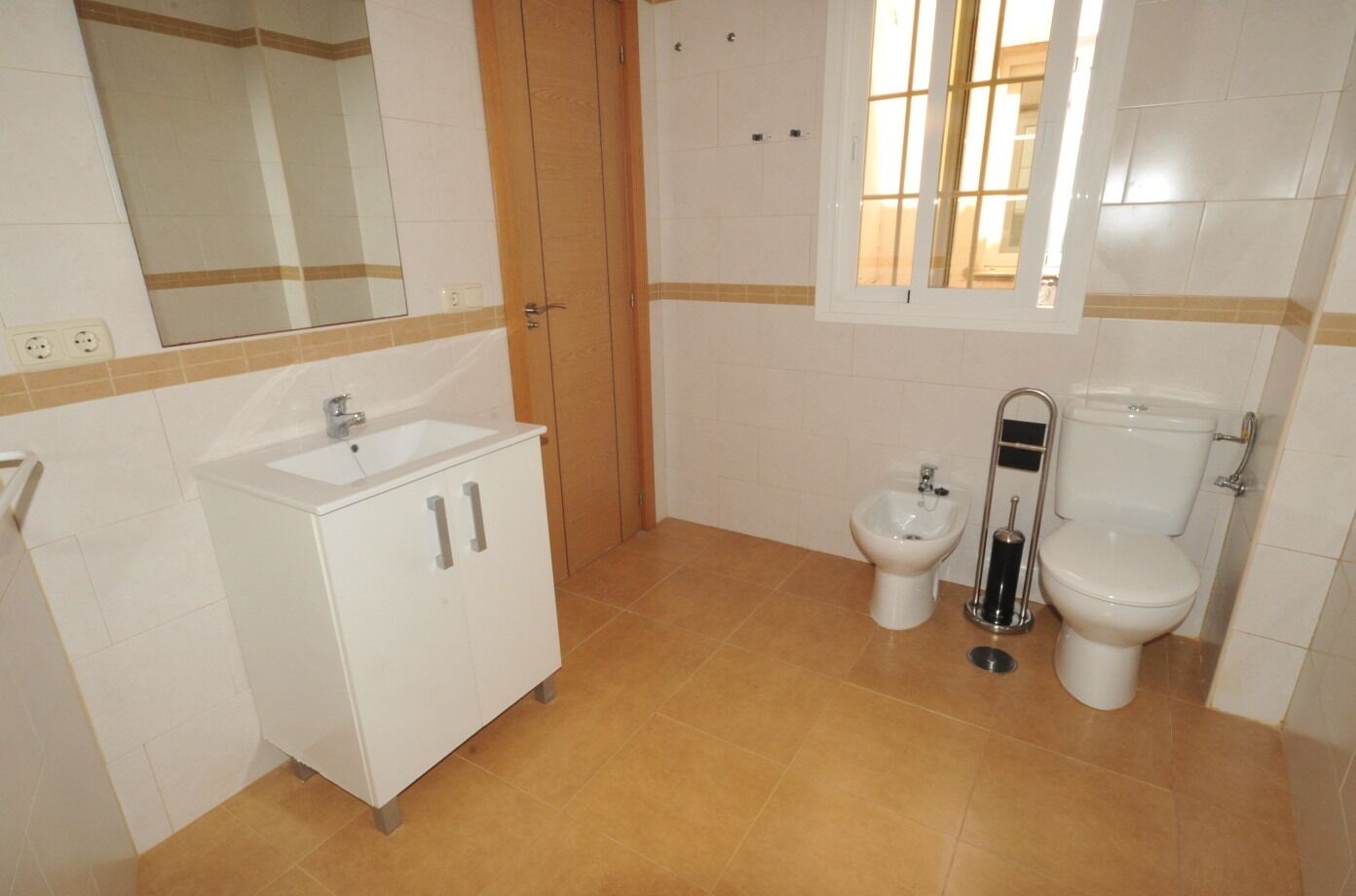 Apartamento, balcón, vistas al mar | Baño