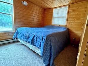 Room - Secluded, rustic 1-bedroom cabin w/ loft located on working ranch in Rapid City (Rapid City)