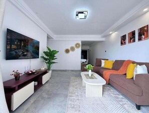 Living area - Stylish Kilimani 1BR with Gym, Wi-Fi & Prime Nairobi Location (Nairobi)