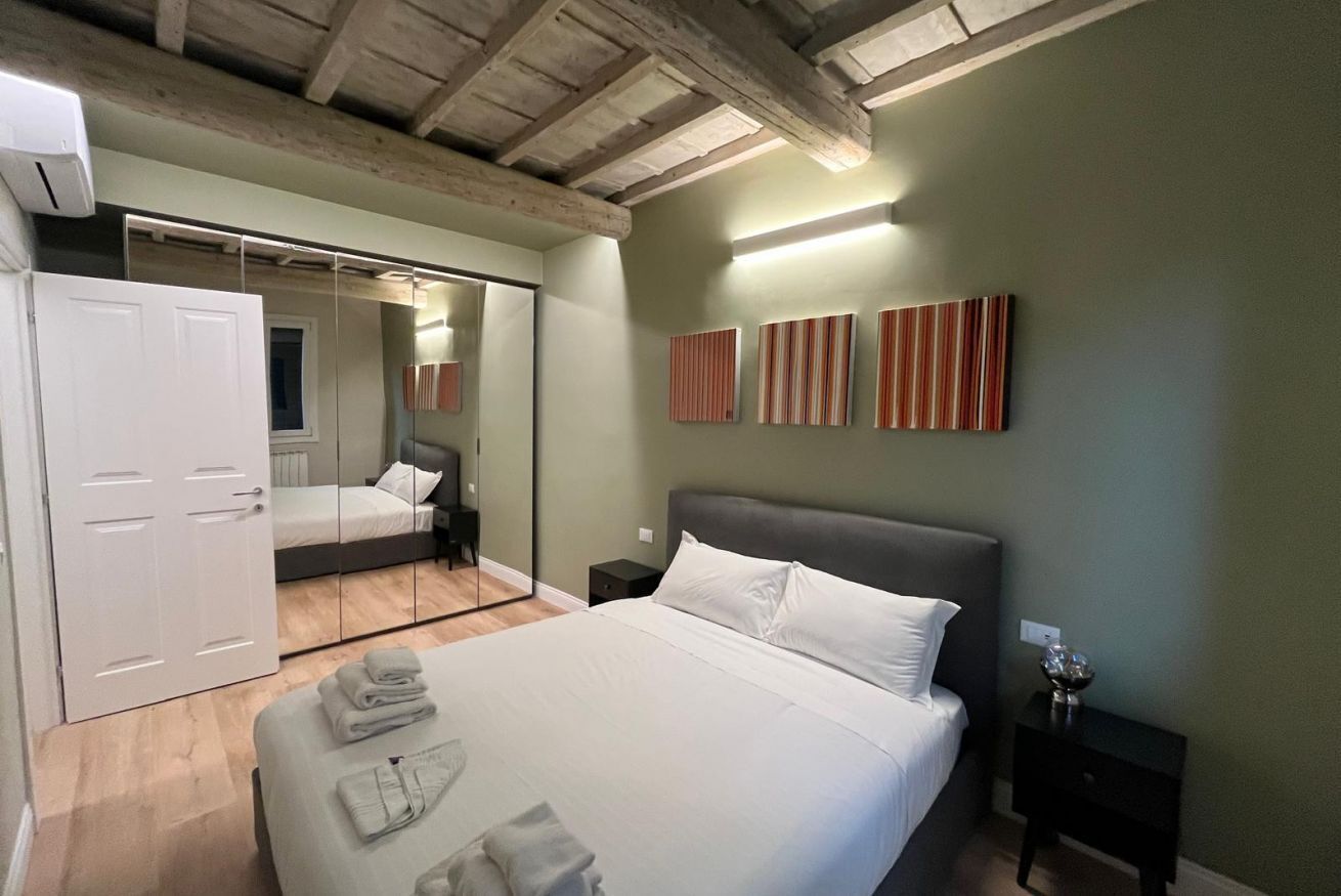 3 bedrooms, iron/ironing board