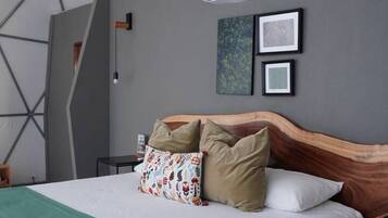 Habitación Deluxe, patio, vista a la montaña | Escritorio y wifi gratis