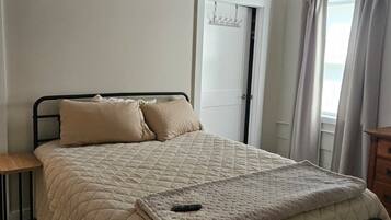 WiFi, bed sheets