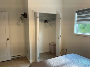 1 sovrum, värdeförvaringsskåp på rummet, strykjärn/strykbräda och wi-fi