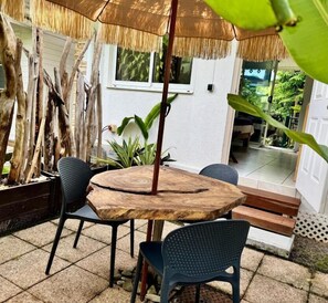 Studio Tiêu chuẩn | Khu ẩm thực ngoài trời | Phục vụ bữa tối 
