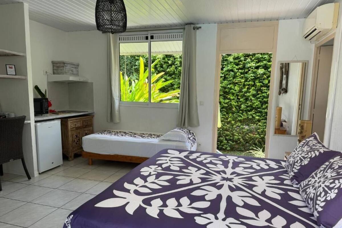 In-room safe, blackout curtains, free WiFi