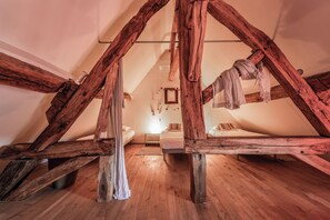 Strykejern/-brett, reiseseng for barn, wi-fi (inkludert) og sengetøy