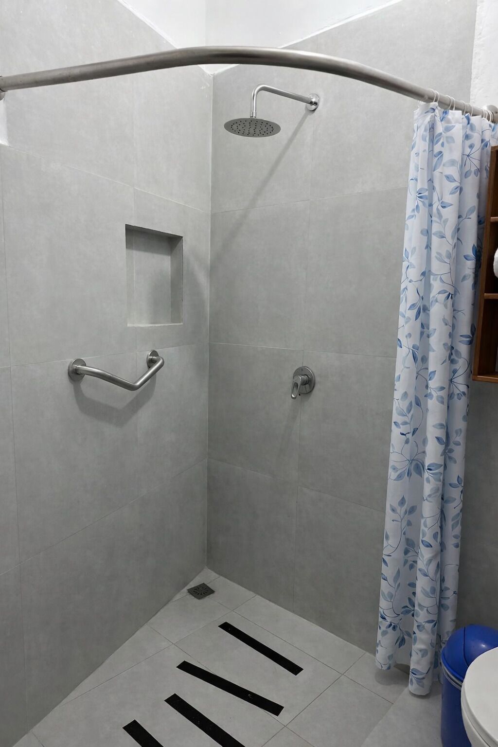 Towels, soap, toilet paper