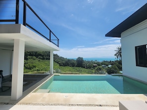 Piscine extérieure