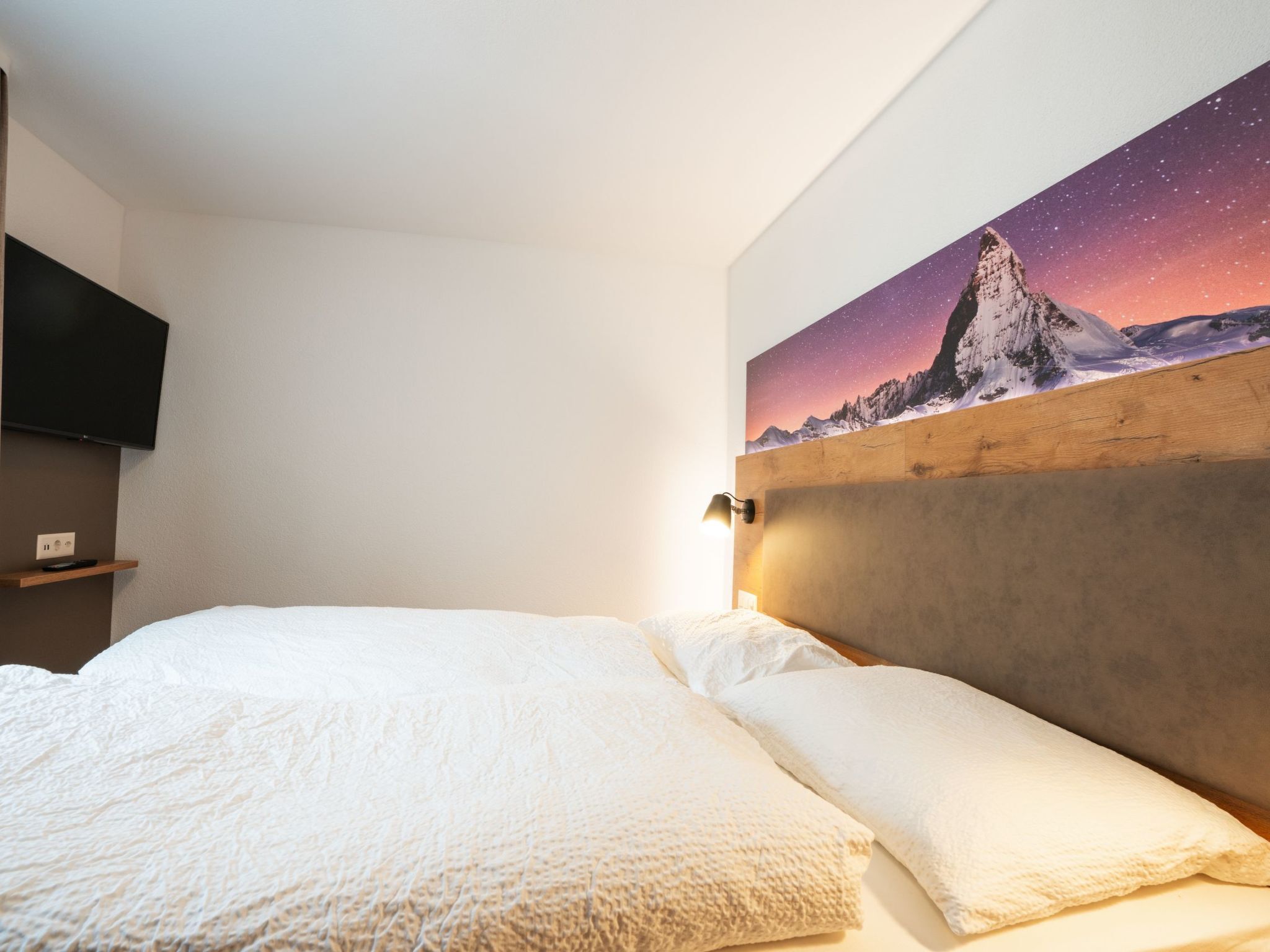 2 bedrooms, Internet