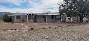 Exterior - Fly in and stay! (Lake Montezuma)