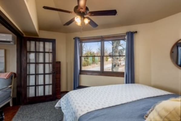 1 Schlafzimmer, Bügeleisen/Bügelbrett, kostenloses WLAN, Bettwäsche