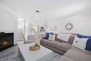 Living area - 4 Homes in One! | One Block to the Beach & Pier (San Diego)