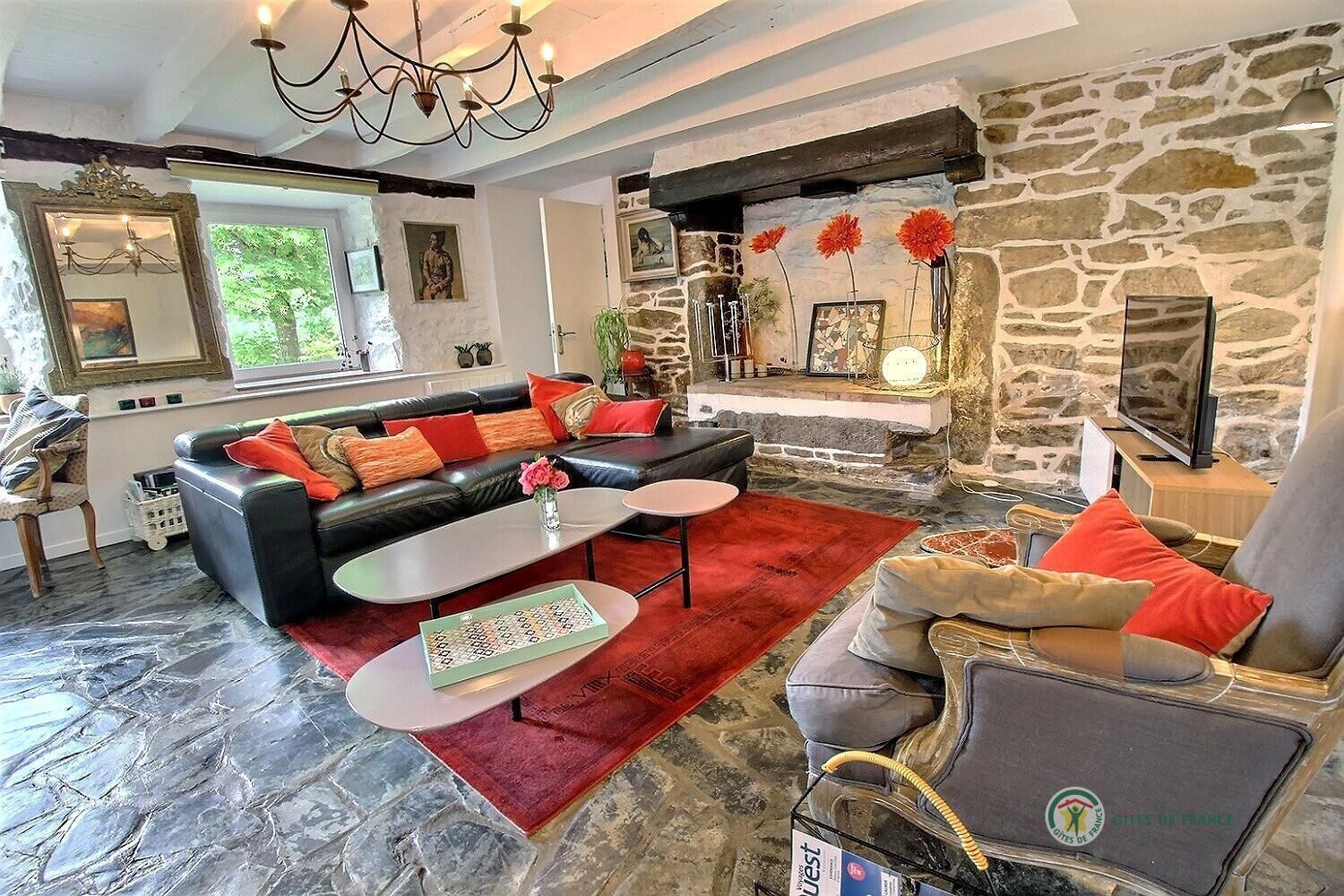 TV, DVD player, books