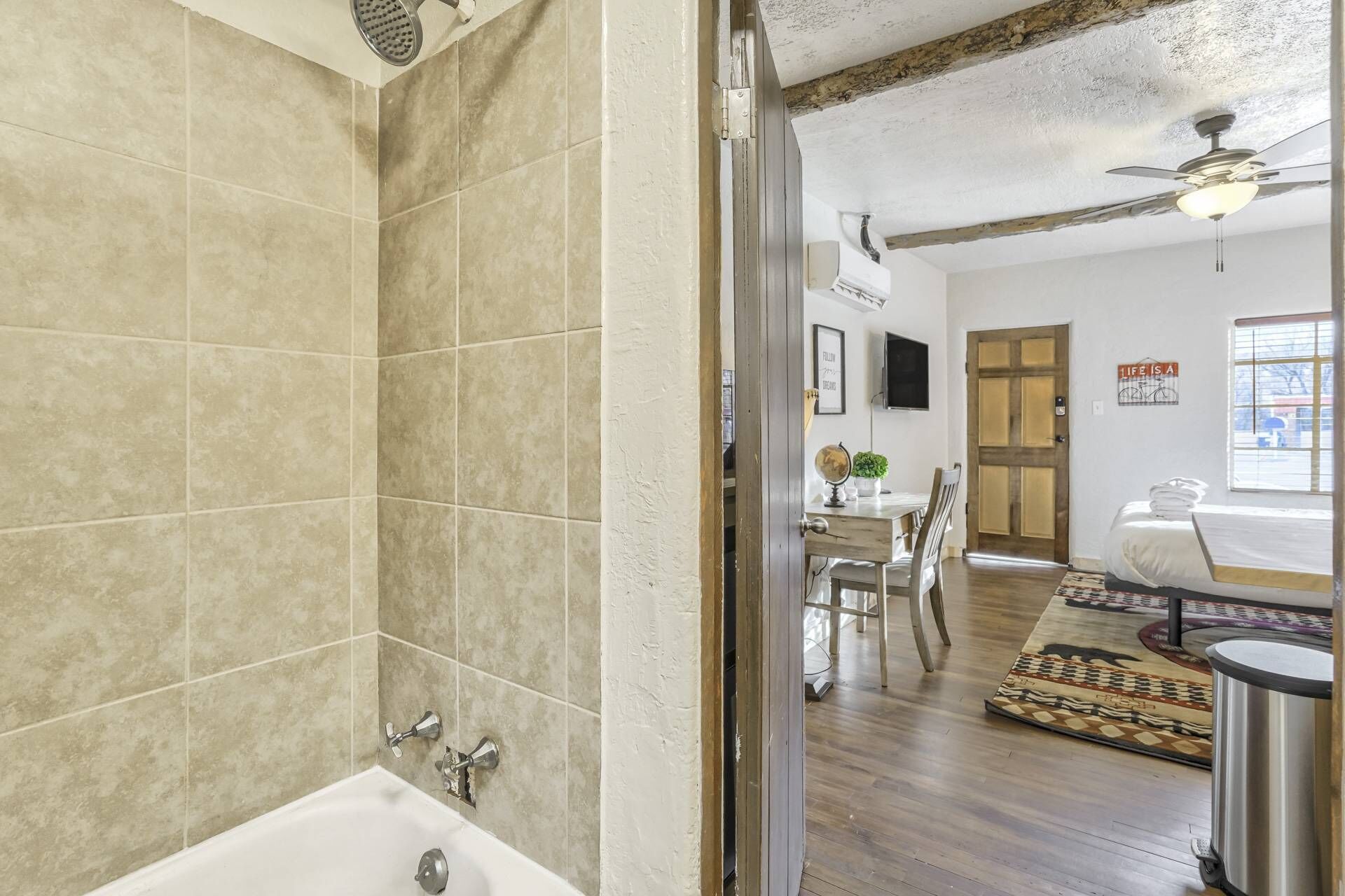 1 habitación, wifi y ropa de cama 