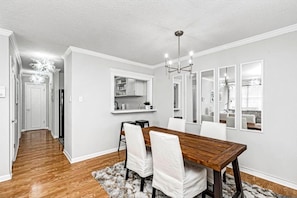 Dining - Where Tigers Rest 2 BR/1 Bath Apt Gated less than 1 mile to Tiger Stadium (Baton Rouge)