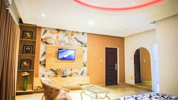 Suite Studio Luxe, vue jardin | Intérieur